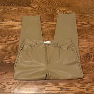 Reserved Women's Beige leather pants